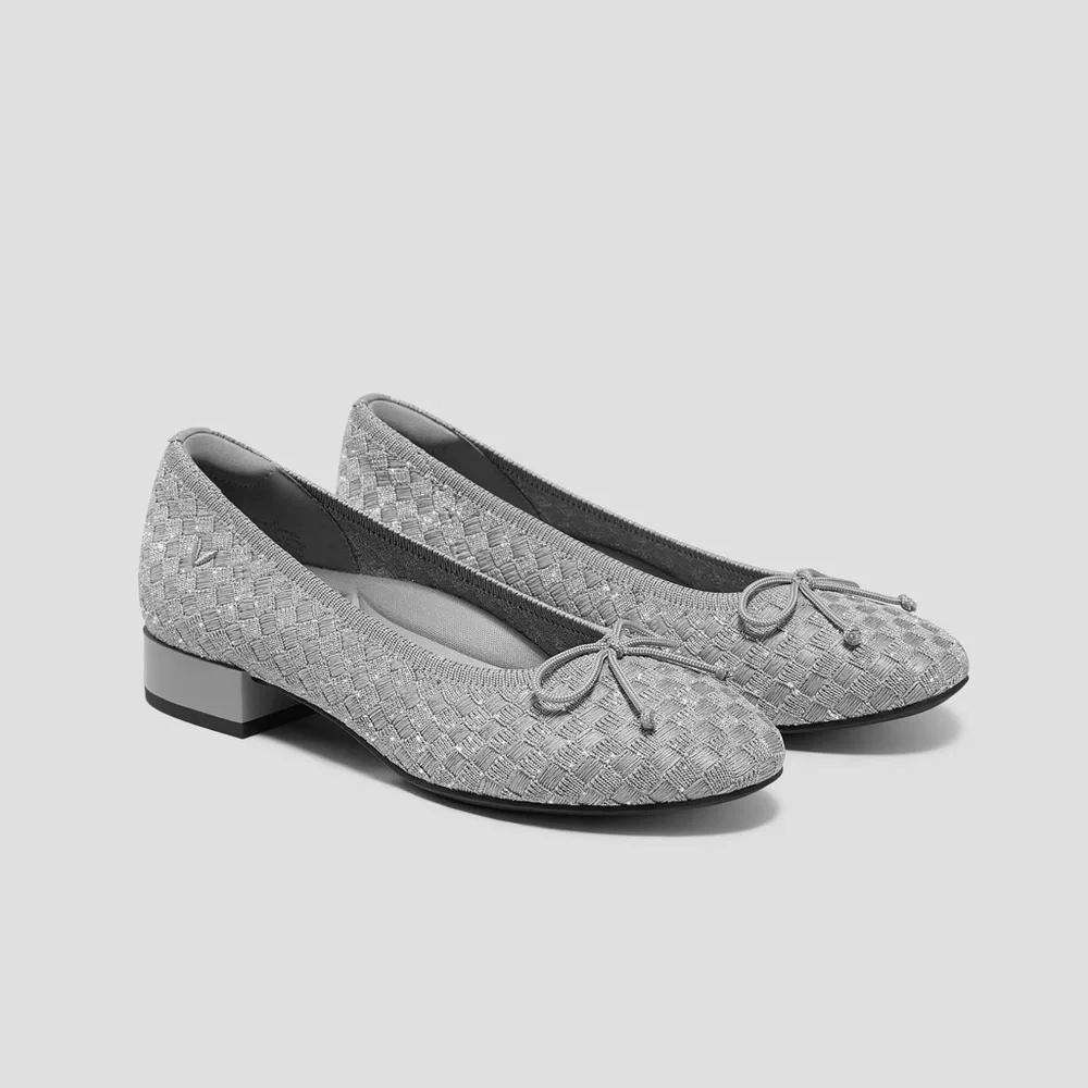 Vivaia Round-Toe Small Bow Block Heels (Bianca) - Picture 1 of 16